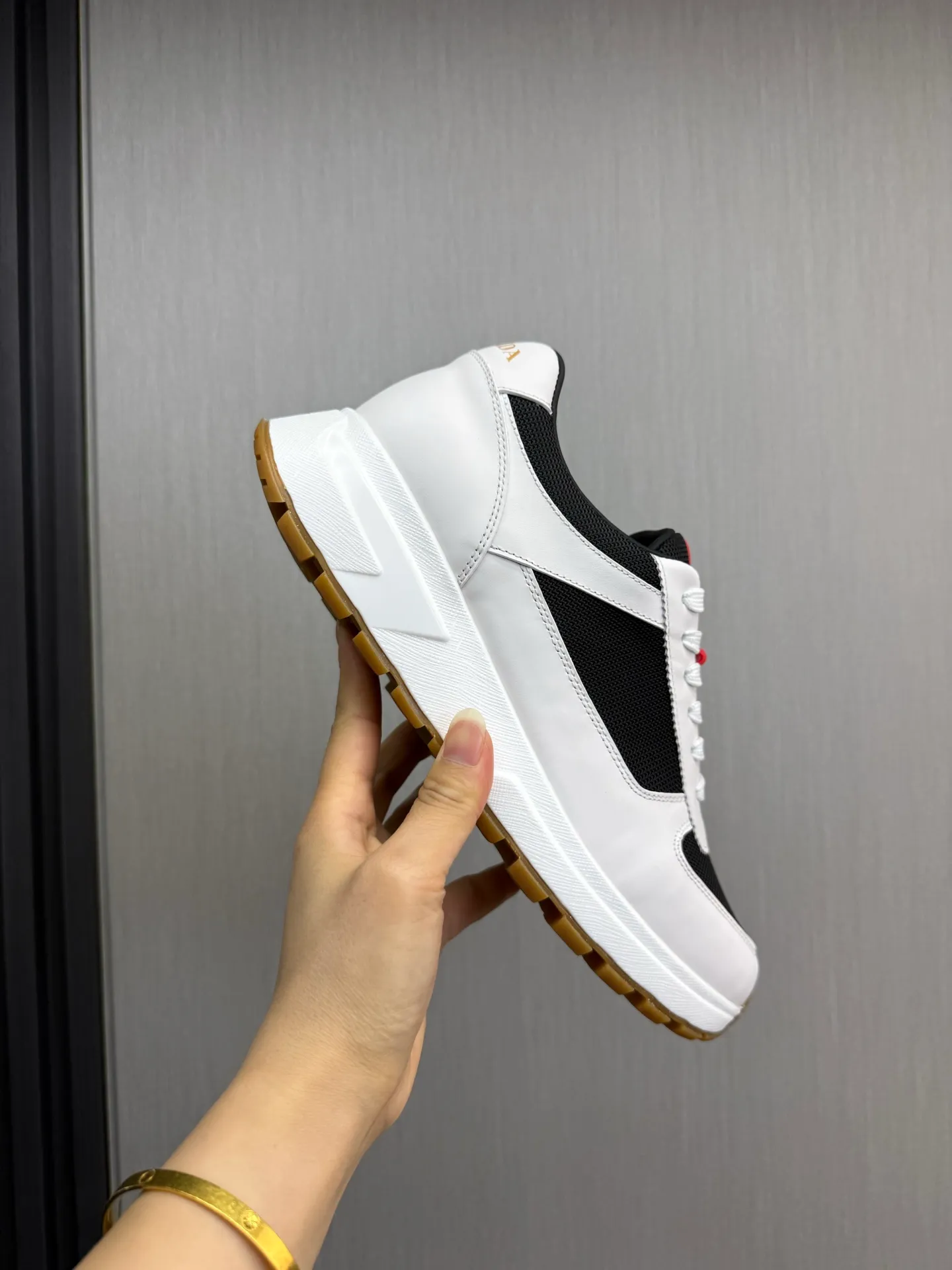 Men's shoes 💰560💰 [PRADA] Men's shoes are popular in the counter, official website is synchronized, 1 high-quality shipment ✔️Original cowhide upper + cowhide lining, 1🆚1 replica, original sole, 38-45 (45 customized, non-refundable)
